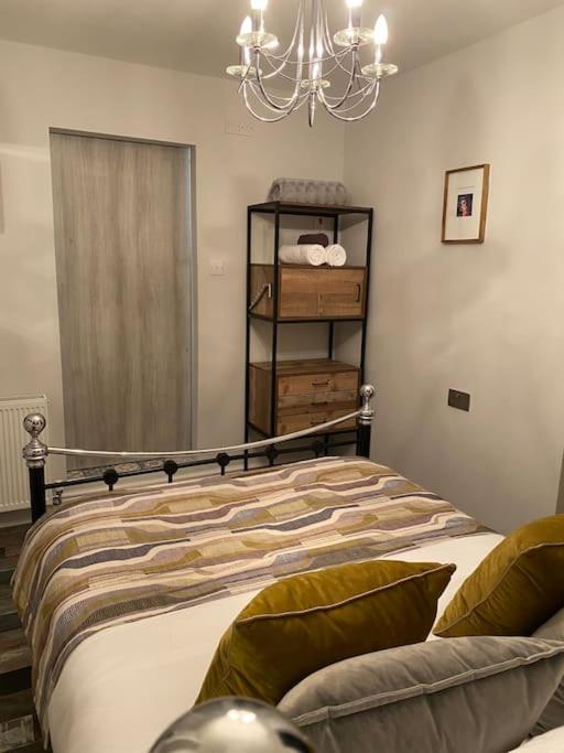 Oystermouth Mumbles - Modern Apartment With Panoramic Sea Views מראה חיצוני תמונה