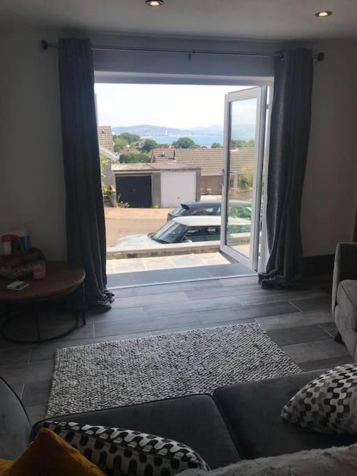 Oystermouth Mumbles - Modern Apartment With Panoramic Sea Views מראה חיצוני תמונה
