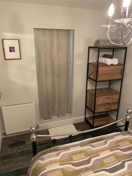 Oystermouth Mumbles - Modern Apartment With Panoramic Sea Views מראה חיצוני תמונה